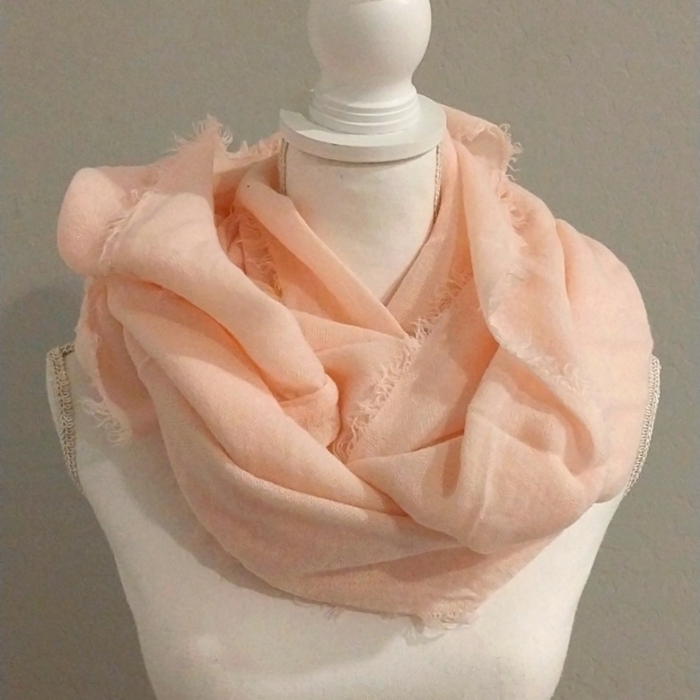 Athleta pink infinity scarf like new